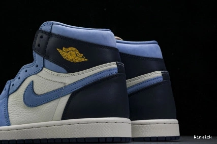 in Flight  1 High Jordan FD2596-400 First OG 1020